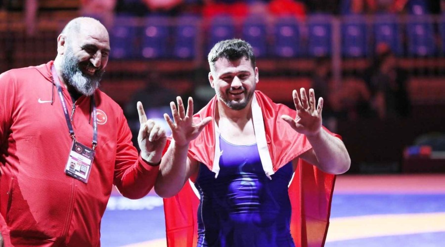 Turkey's Kayaalp grabs 11th European wrestling gold in Budapest