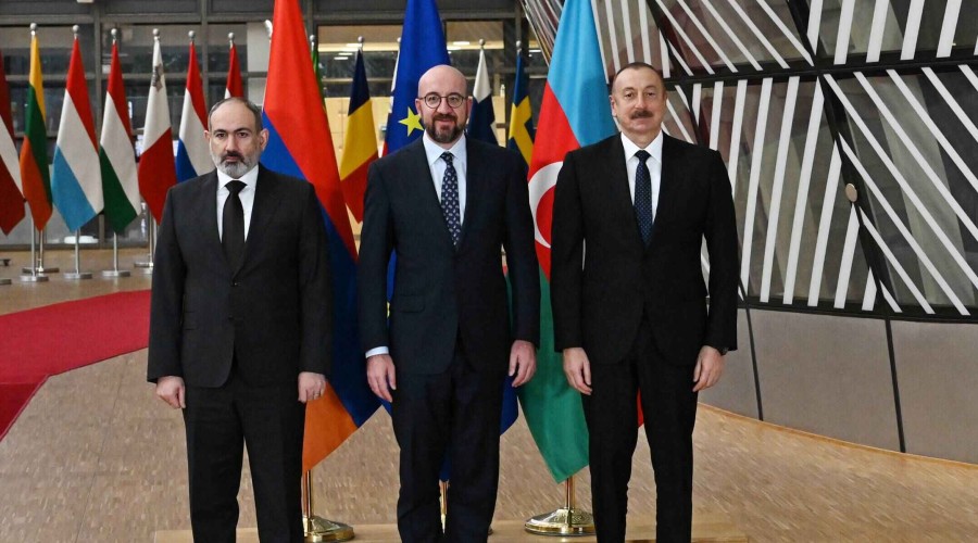 Meeting of Ilham Aliyev with President of European Council and Prime Minister of Armenia