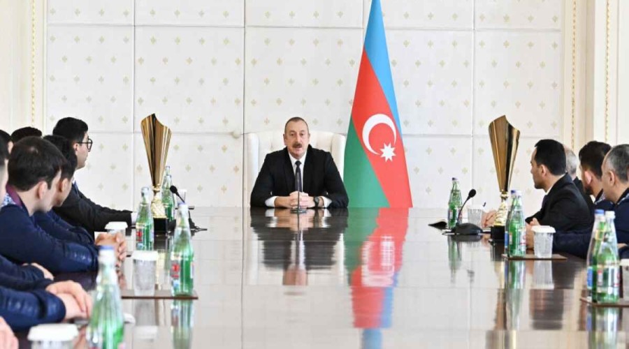 President Ilham Aliyev received members of Azerbaijani national wrestling team