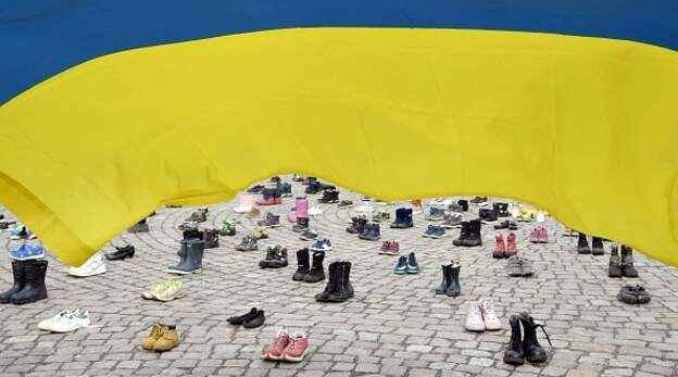 Memorial to child victims killed in Mariupol in Helsinki