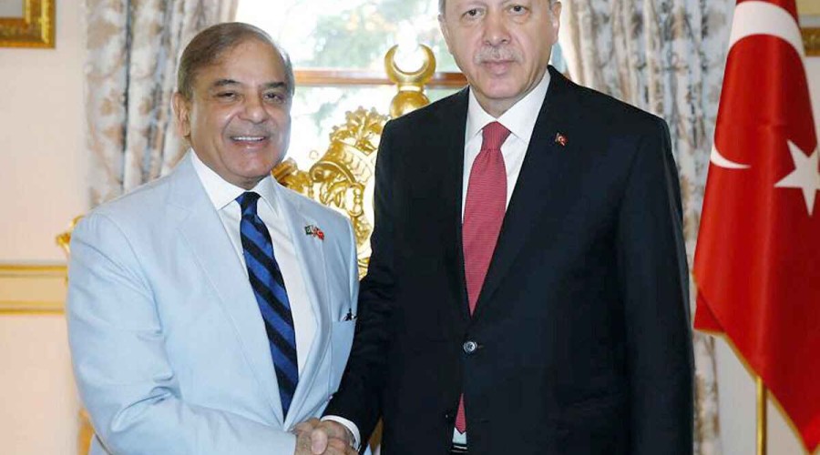 Erdoğan congratulates Pakistan's new prime minister