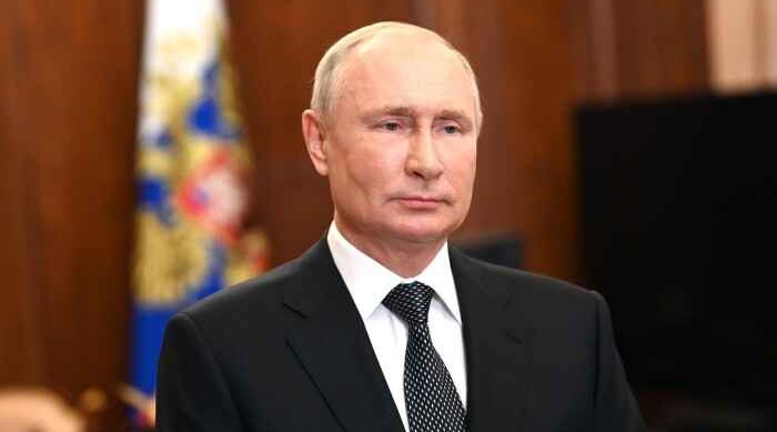 We'll focus energy exports eastwards - Putin