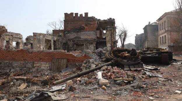 Russians allegedly exhuming bodies in Mariupol - city council