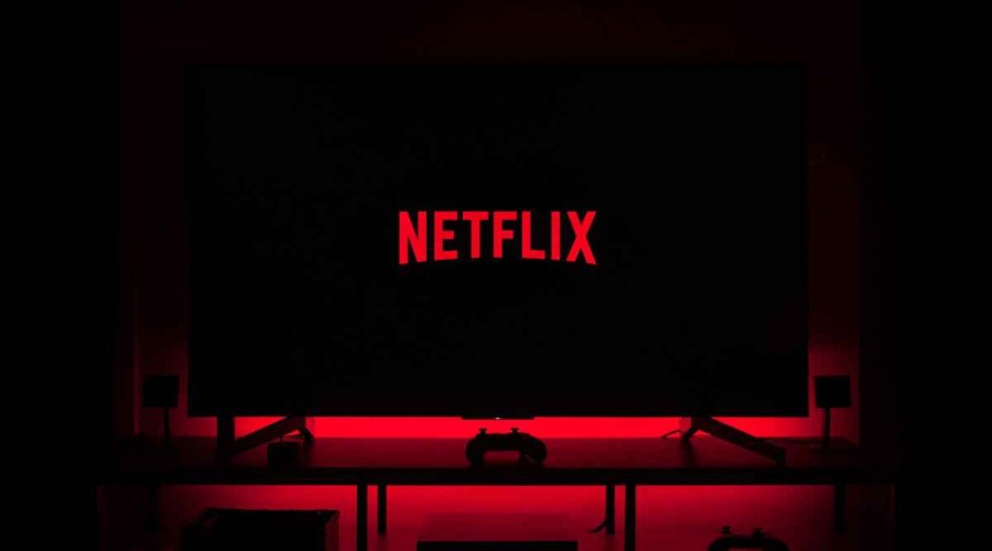 Netflix says Ukraine war contributed to subscriber losses