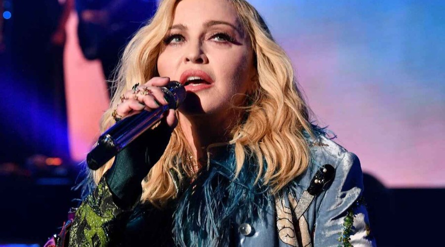 Madonnanın 3 il öncəki klipində Ukrayna "öngörüsü" - Video