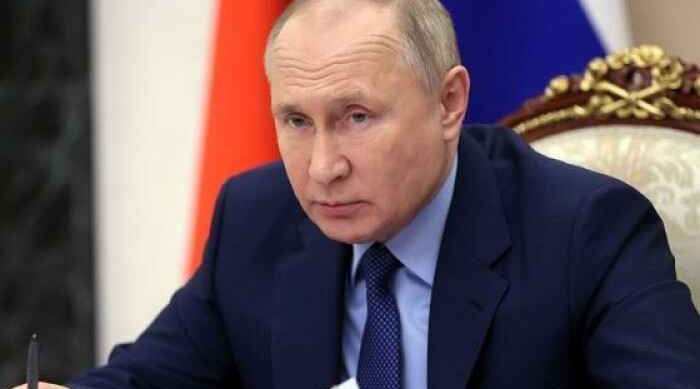 Putin plans face-to-face meeting with Council of Legislators in St. Petersburg on April 27