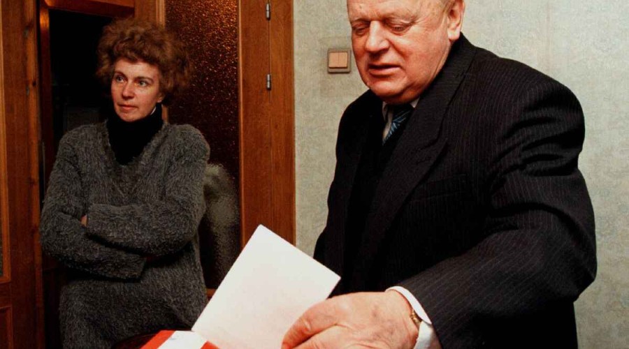 Ex-Belarus leader Shushkevich, the man who sacked Gorbachev, dies at 87