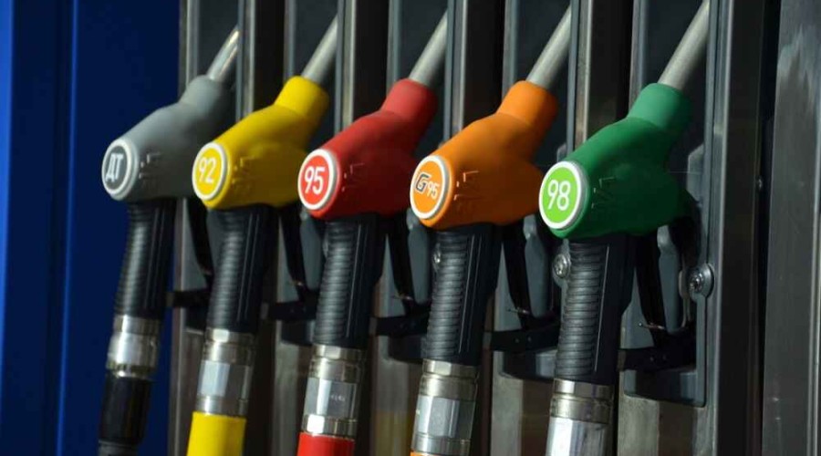 Жители Бельгии подписали петицию в связи с повышением цен на бензин
