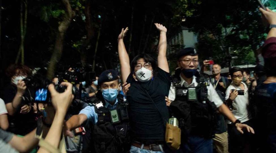 Six held in Hong Kong on anniversary of massacre