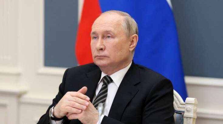 Putin says no Iron Curtain will close off Russia's economy