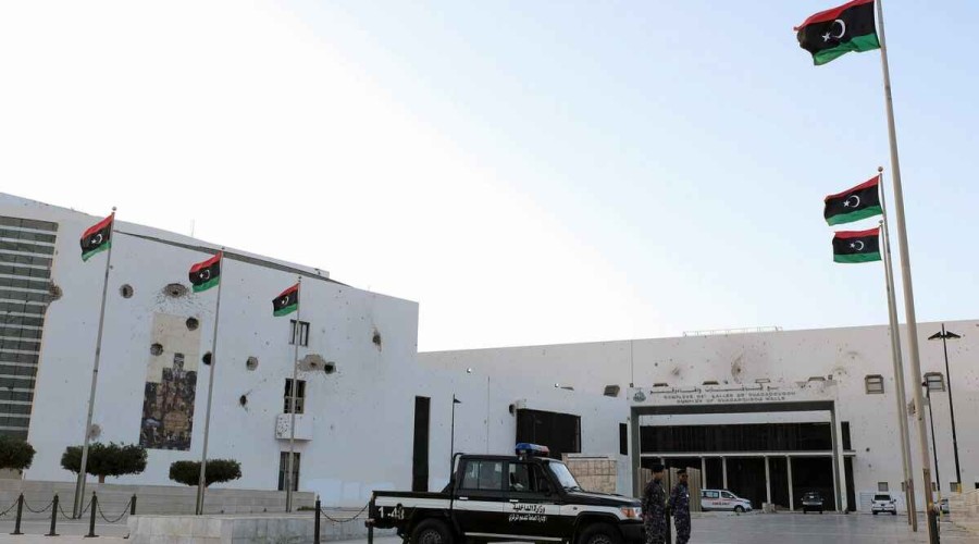 Libya split deepens as Sirte parliament passes budget