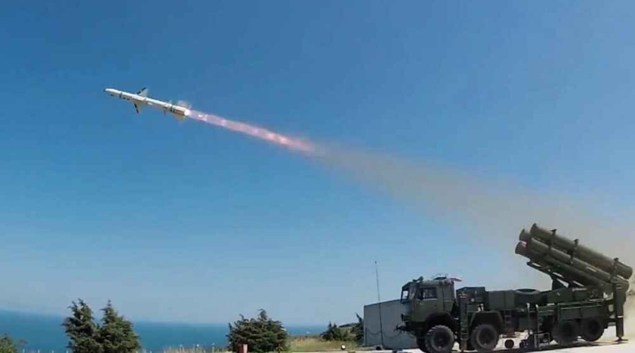 <strong>Турция испытала в Черном море мобильную управляемую ракетную систему - ВИДЕО</strong>