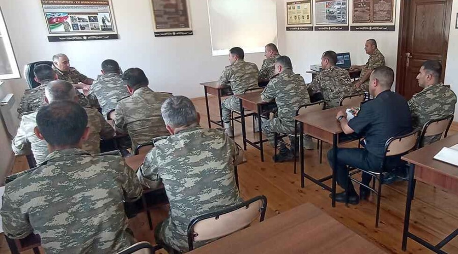 Modern engineering Troops of Azerbaijani Army hold training-methodological sessions