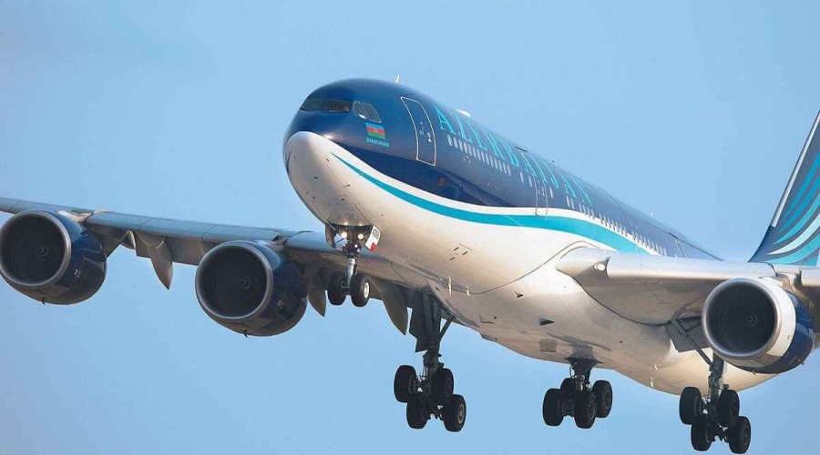 <strong>Самолет Баку-Москва вернулся в аэропорт по технической причине</strong>
