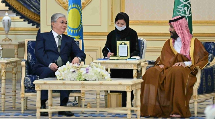 Kazakh President, Crown Prince of Saudi Arabia discuss investment cooperation