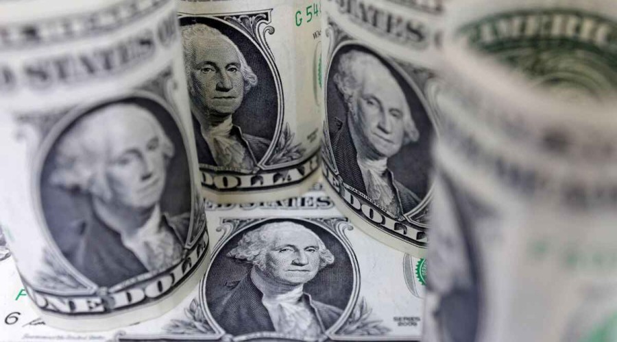 Dollar supported by market caution as growth fears dominate