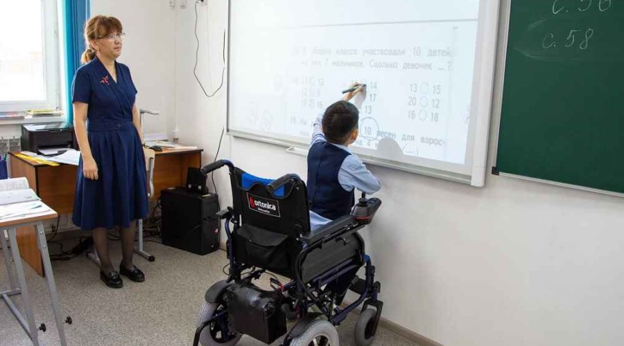 В 10 школах Азербайджана будут организованы инклюзивные классы