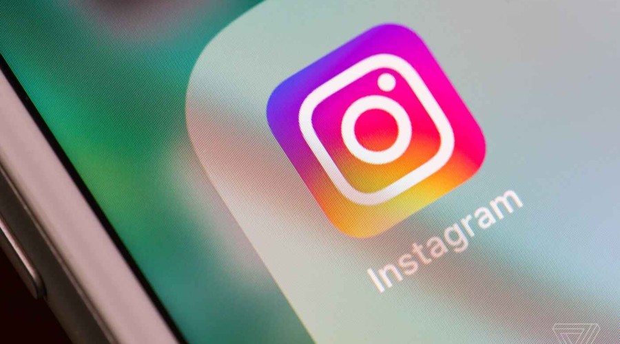 "Instagram"da YENİLİK: Şaquli fotoların dəstəyi...