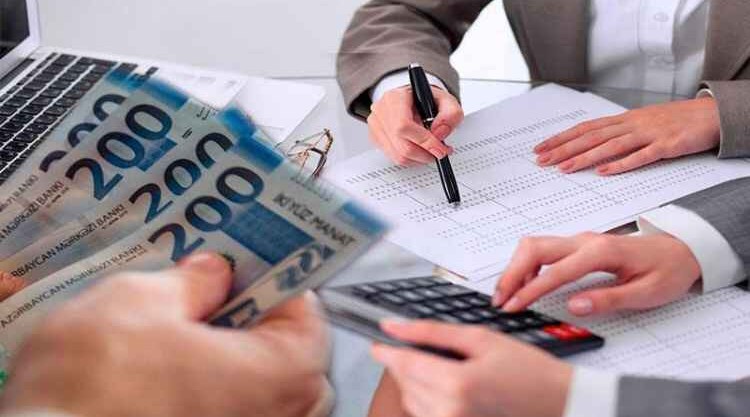 Стоимость платных услуг в Баку выросла на 8%