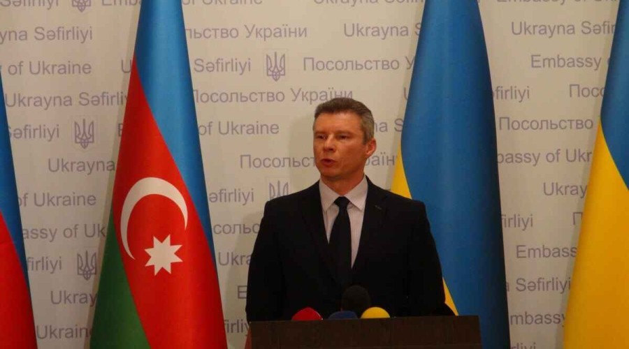 Посол: Азербайджан отправляет гуманитарную помощь Украине не ради формальности