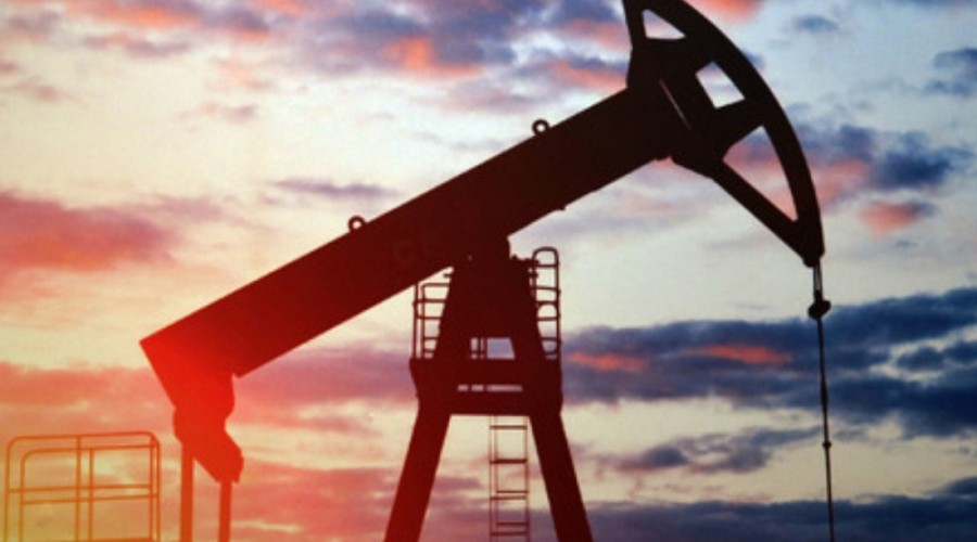 На мировых рынках дорожает нефть