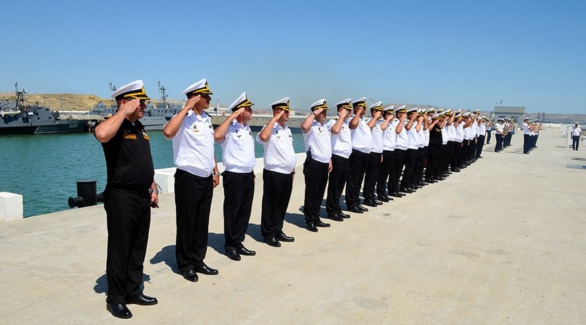 İran, Qazaxıstan və Rusiya hərbi gəmiləri Bakı limanını tərk edib