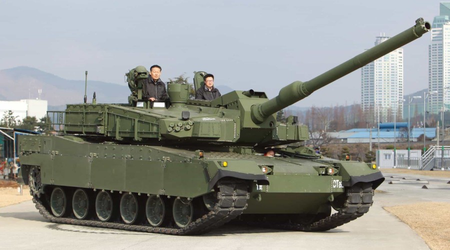 Poland to buy tanks and howitzers from S.Korea
