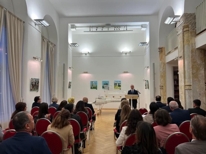 В Вене открылась выставка, посвященная Дню памяти - ФОТО
