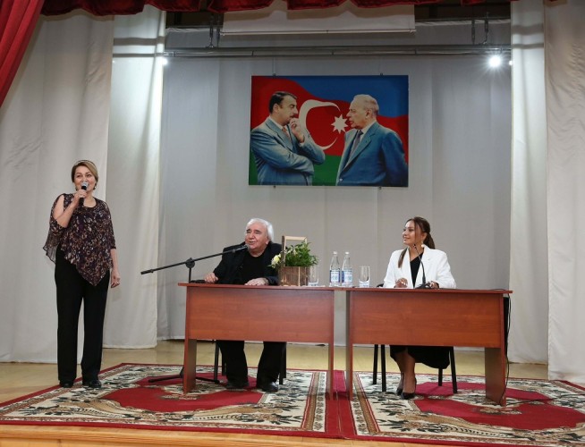Состоялась встреча с народным поэтом Рамизом Ровшаном - ФОТО