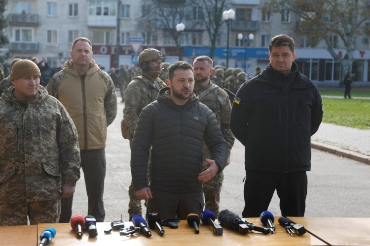 President of Ukraine Volodymyr Zelensky is on a visit to Kherson.