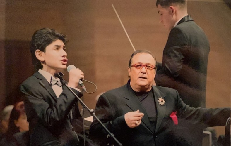 Азербайджанский певец открыл в Англии вокальную студию - ФОТО