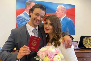 Сын Жан-Клода Ван Дамма приехал в Баку с азербайджанской женой