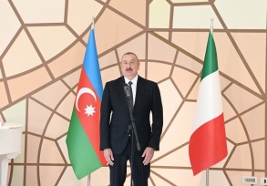 Ceremony to exchange signed documents on establishment of Italy-Azerbaijan