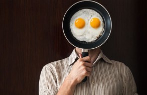 Чрезмерное потребление яиц приводит к повышению риска инсульта на 25%