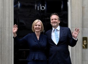 Liz Truss's cabinet is Britain's first without white man in top jobs