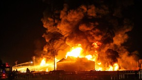 Iran controls fire at southern oilfield