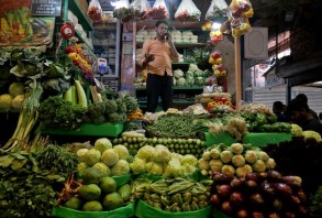 India govt 'in no hurry' on medium-term inflation target - sources
