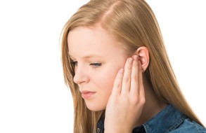 Шум в ушах: разновидности и причины появления