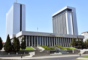 Azerbaijan refuses to use the French language in the Convention on Deduction of Child Maintenance