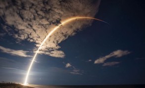 SpaceX Илона Маска вывела на орбиту еще более полусотни «Старлинков»