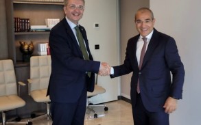 Состоялась встреча посола Германии с министром экономики Азербайджана