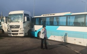 A truck and a passenger bus collided in Odesa, leaving almost 17 people injured