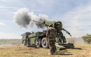 Fransa Ukraynaya “Sezar” özüyeriyən artilleriya qurğuları verəcək