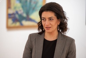 Жена Пашиняна опубликовала от себя «список требований Азербайджана к Армении»