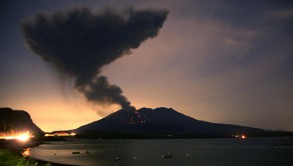 İtaliyada Stromboli vulkanı yenidən püskürdü