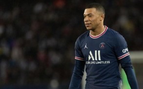 PSG wants to sell Mbappe for 400 million euros