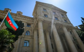 МИД Азербайджана ответил президенту Франции