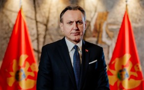 Monteneqronun xarici işlər naziri Rusiyaya girişin qadağan edilməsini şərəf adlandırıb