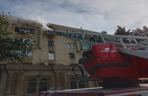 В одном из жилых зданий столицы произошел пожар
