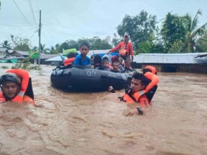 Philippines president orders urgent aid as storm Nalgae kills 45
